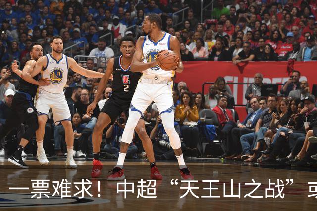 一票难求！中超“天王山之战”或创纪录：大连到成都机票疯涨3倍
